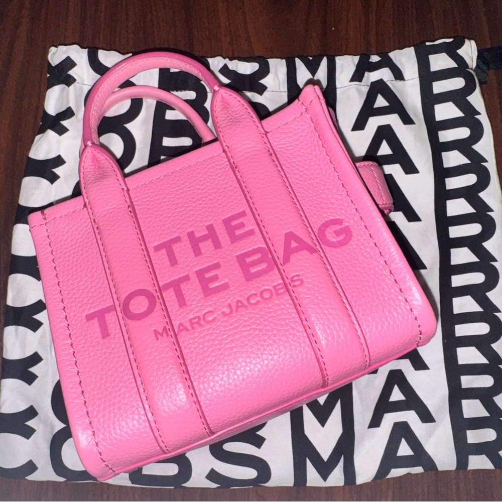 Marc Jacobs Vibrant Candy Pink Tote Bag
